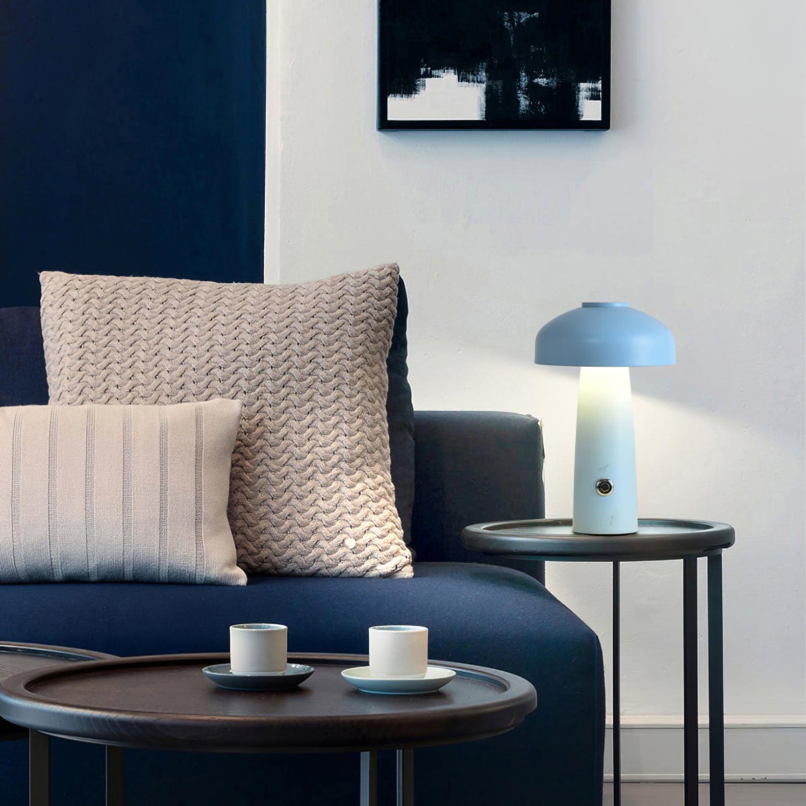 Lampada da tavolo Tomzo