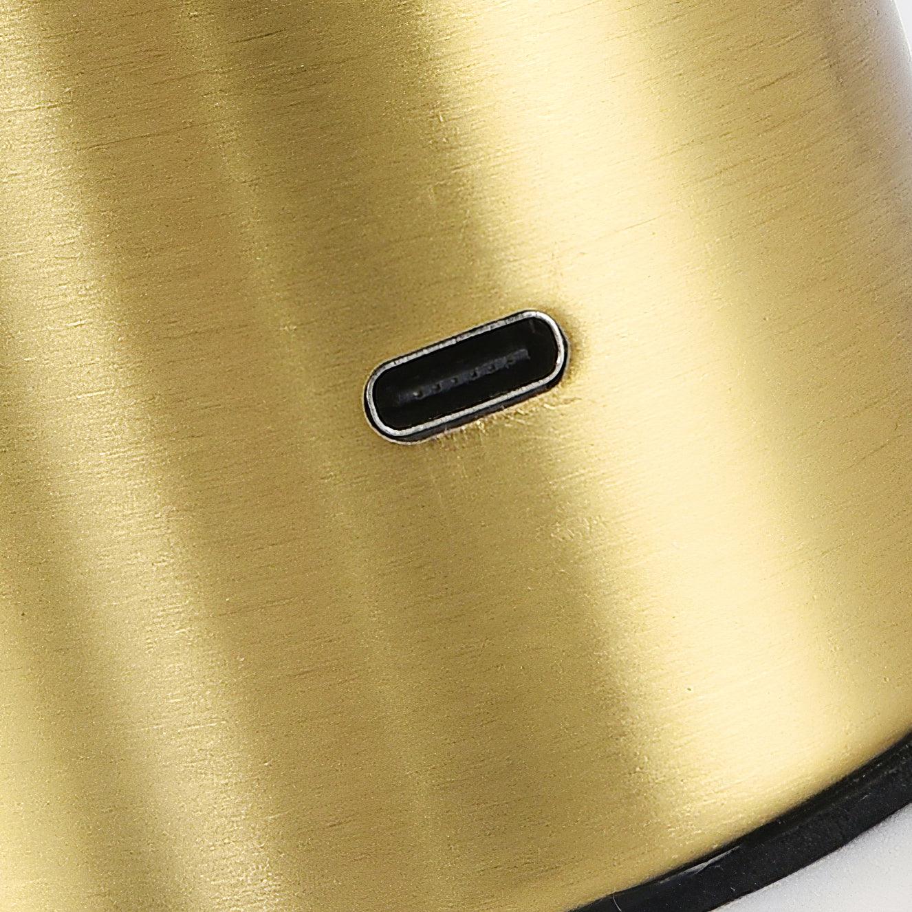 Lampada da tavolo Tomzo