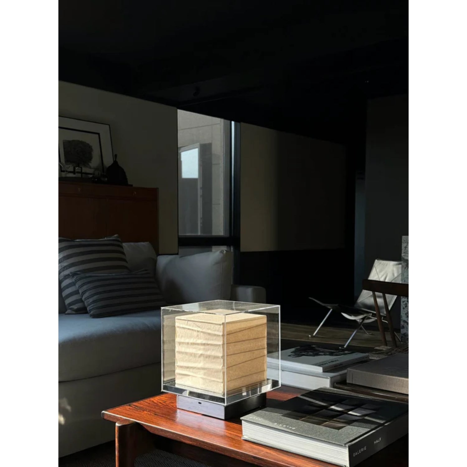 Lampada da tavolo Mesko Kubus