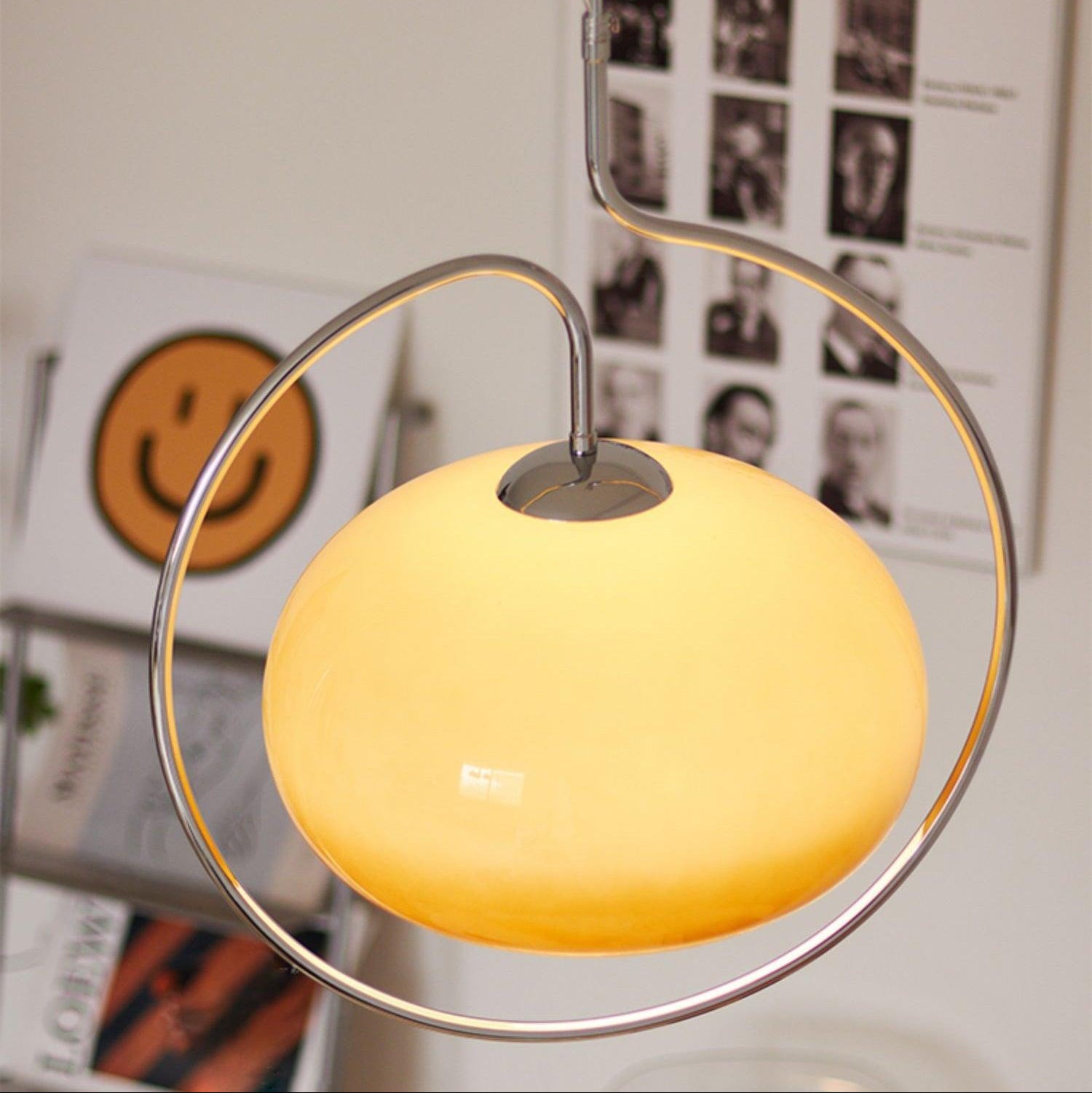 Lampada a sospensione Mondieva