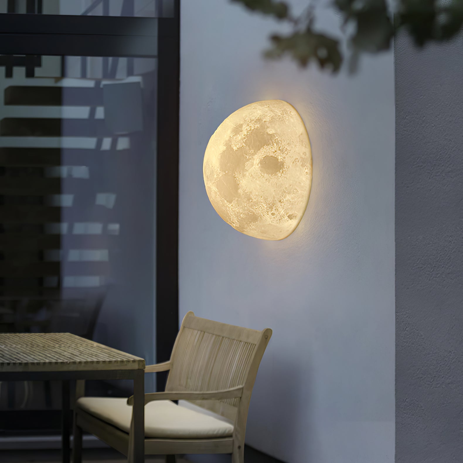 Tralvik Maanontwerp Wandlamp