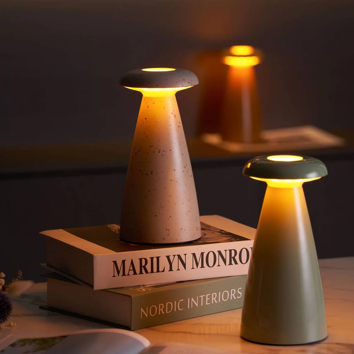 Lampada da tavolo Nelisco