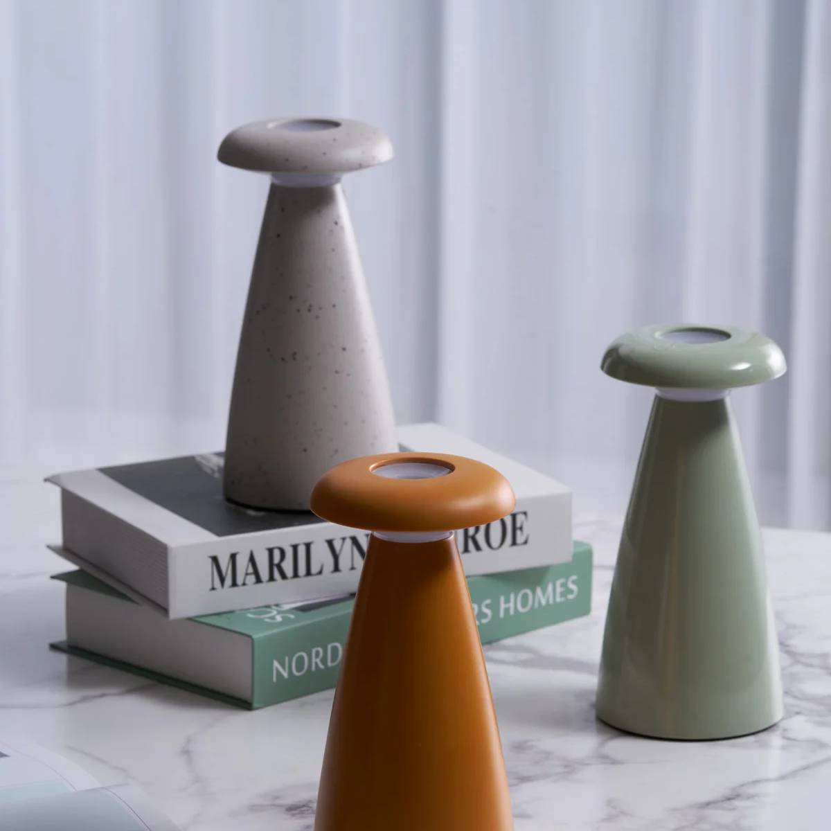 Lampada da tavolo Nelisco