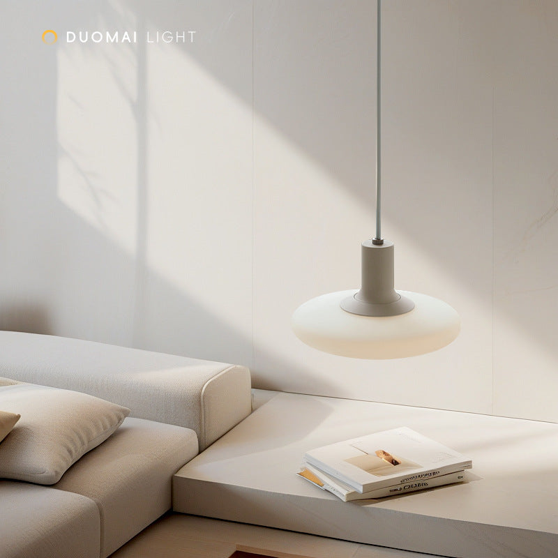 Soraya Hanglamp