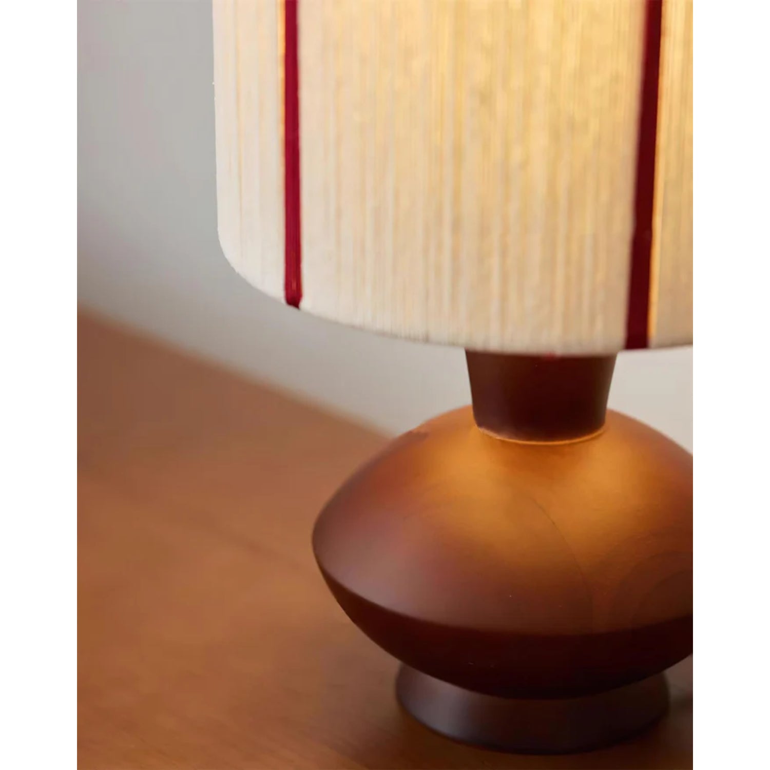 Lampada da tavolo Olzowa