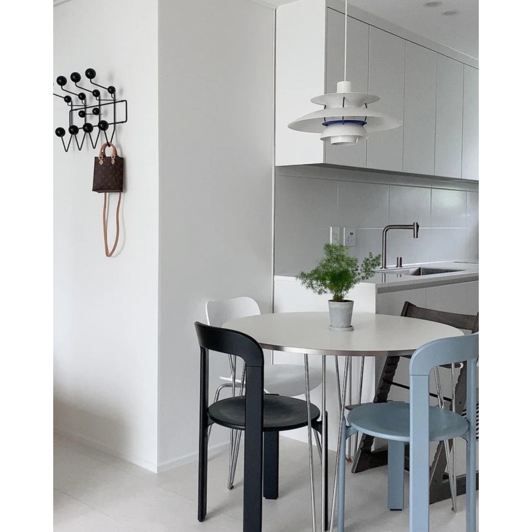 Covena Swing Arm Hanglamp