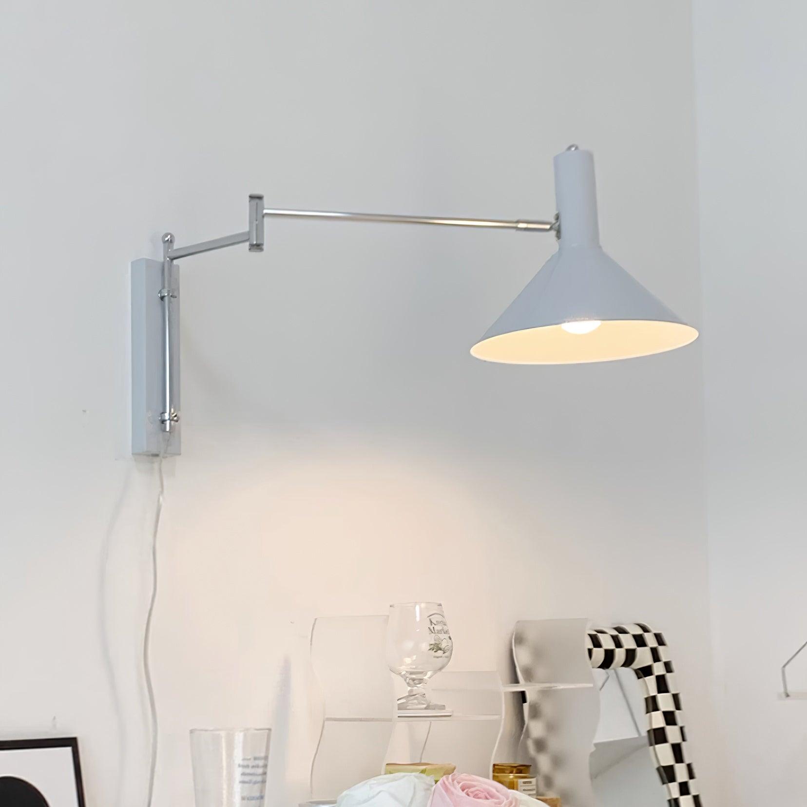 Azelio Plug In Wandlamp