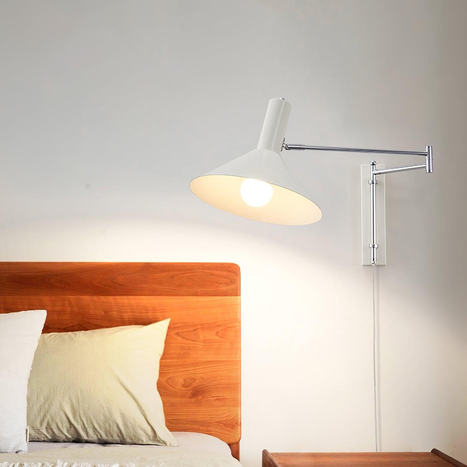 Azelio Plug In Wandlamp