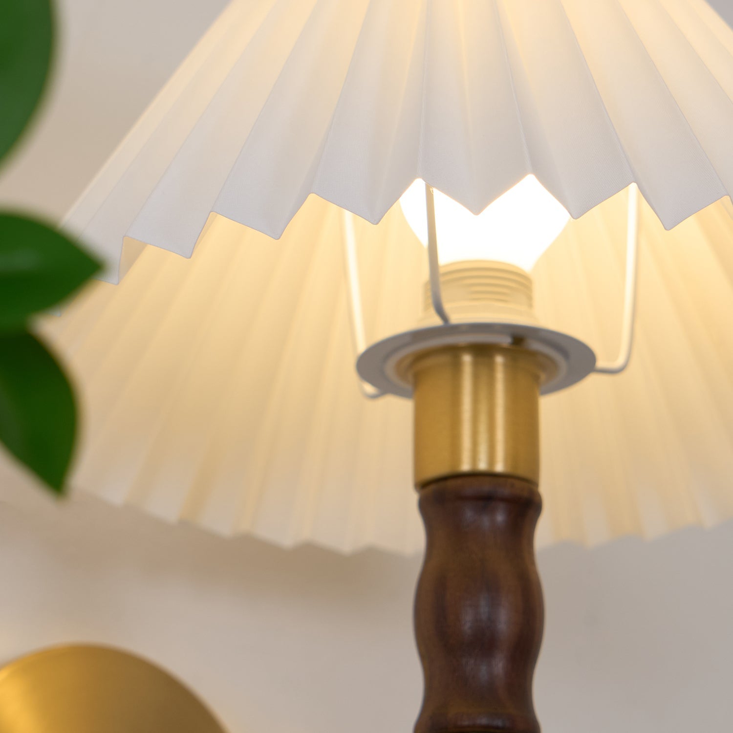 Tuzzon Wandlamp