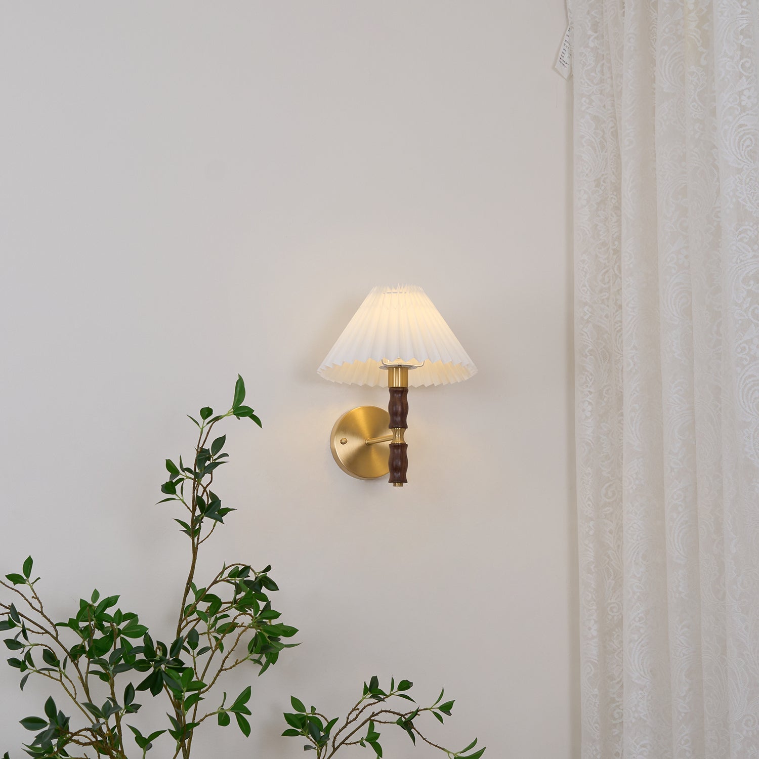 Tuzzon Wandlamp
