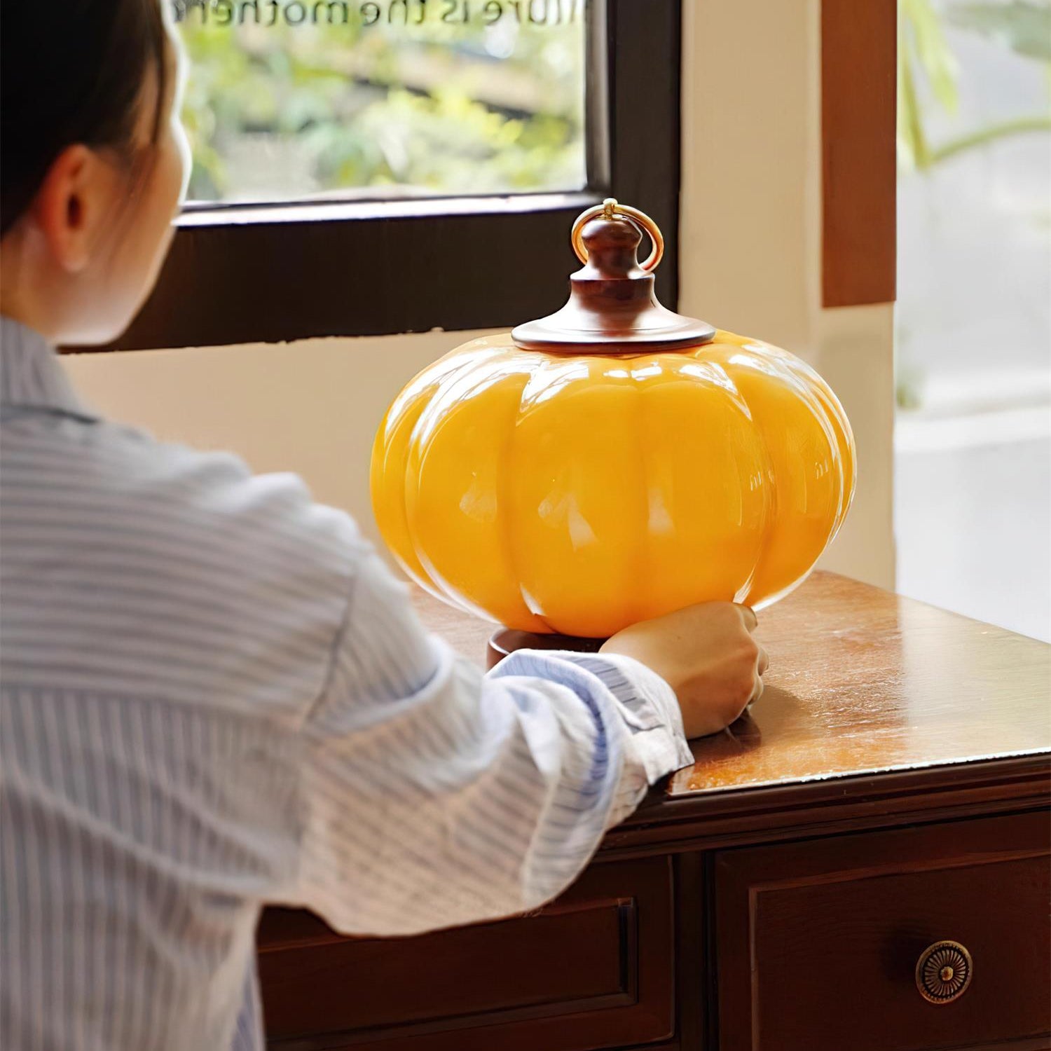 Lampada da tavolo zucca