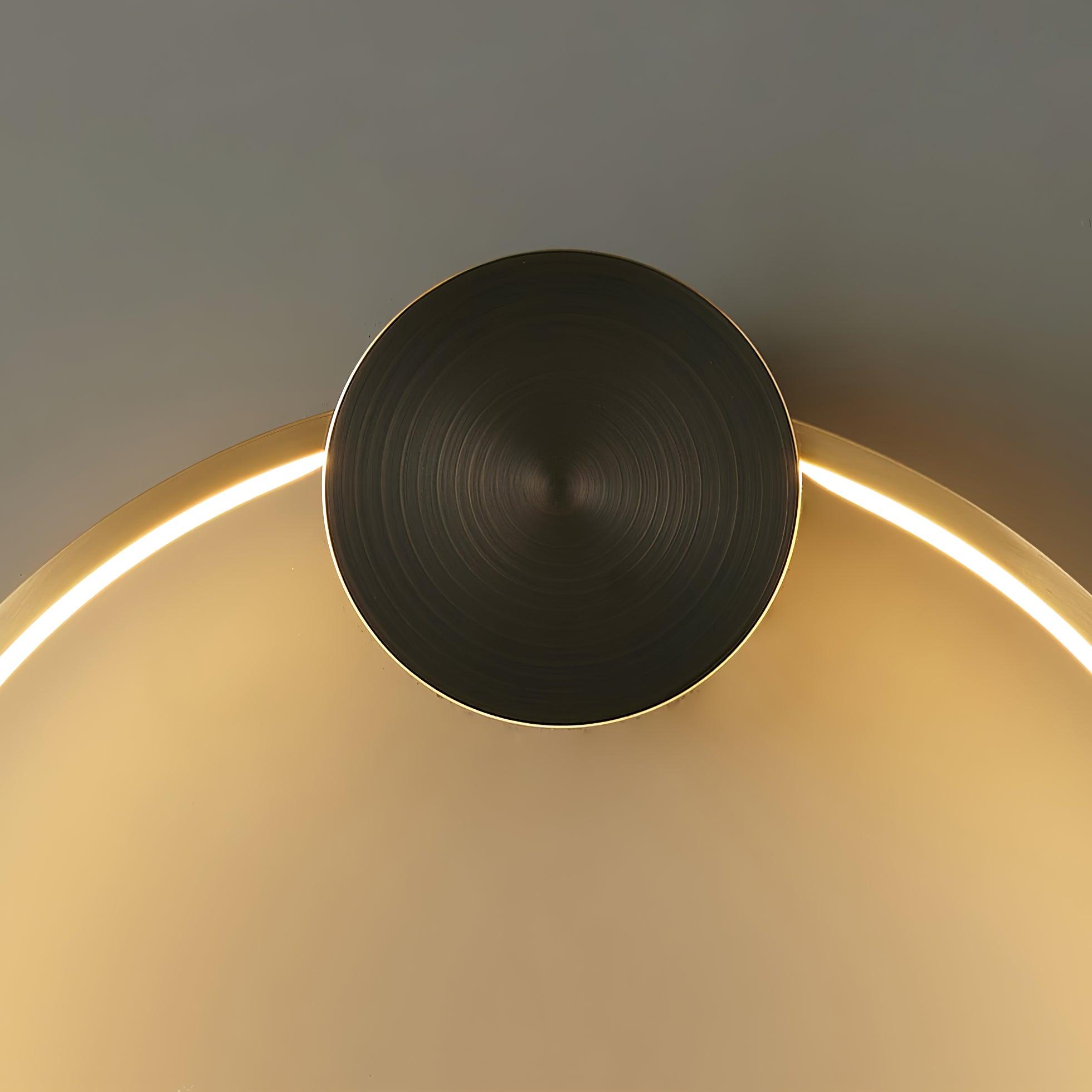 Ringled Arc Wandlamp