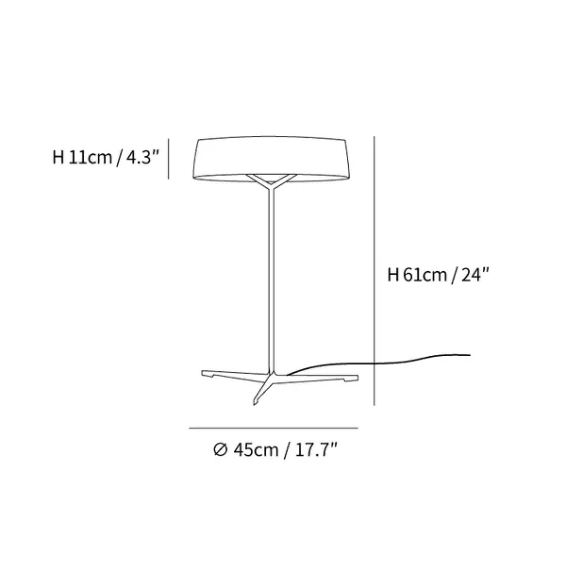 Lampada da tavolo Delema