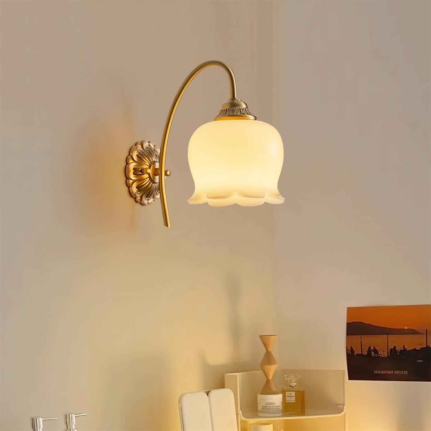 Veslyn Flower Wandlamp