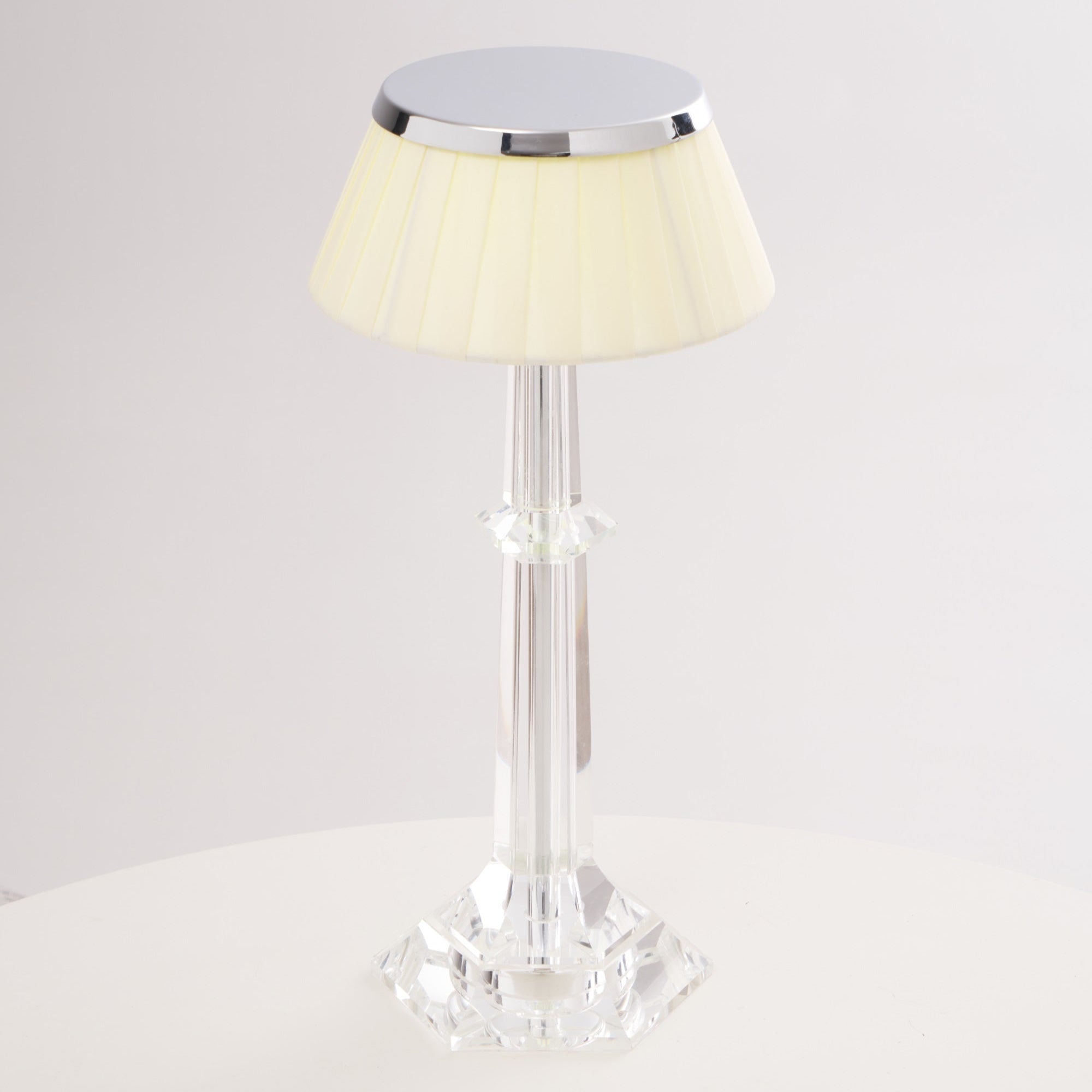 Vesollo Tafellamp