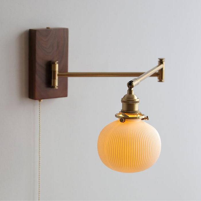 Kelvison Wandlamp